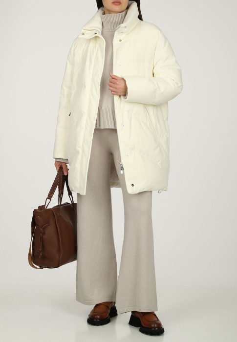 пуховик  от бренда eleventy вид слева