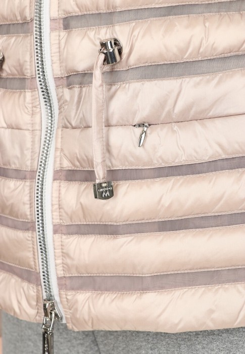 пуховик  из проверенных материалов спереди