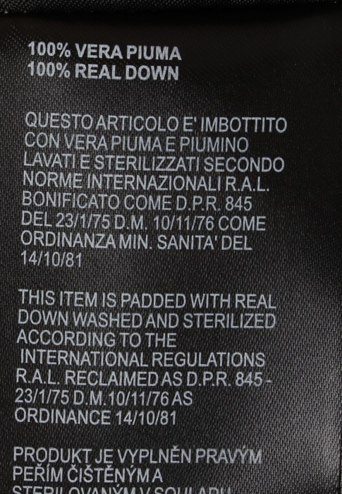 пуховик  на сезон этого года фотография