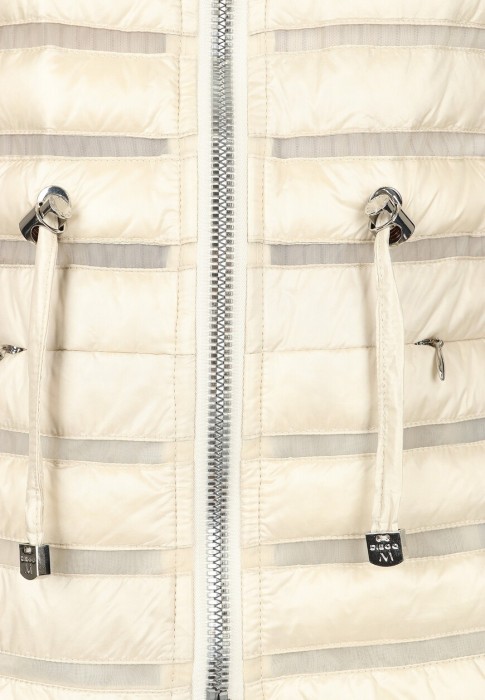 пуховик  из проверенных материалов спереди