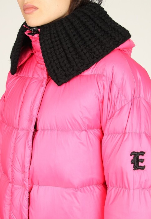 пуховик  из проверенных материалов спереди