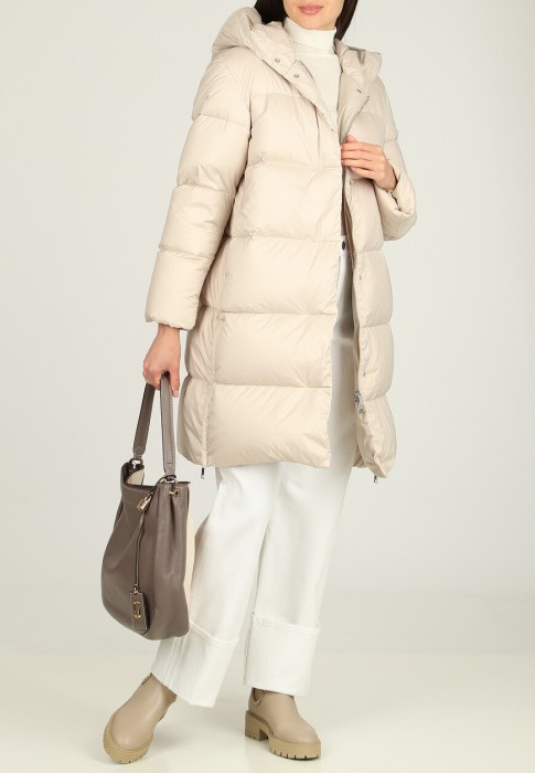 пуховик  от бренда add вид слева