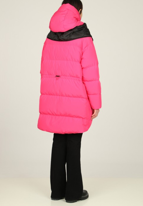 Товар розового цвета с внутренней стороны