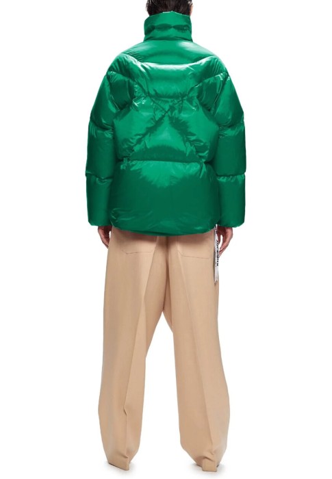 пуховик  по цене 115430 руб вид справа