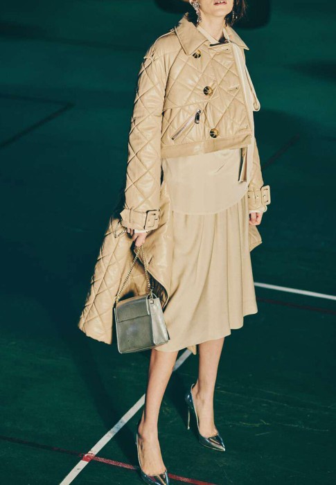 пуховик  от бренда marco bologna вид слева