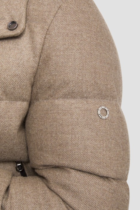 пуховик  из шерсти спереди