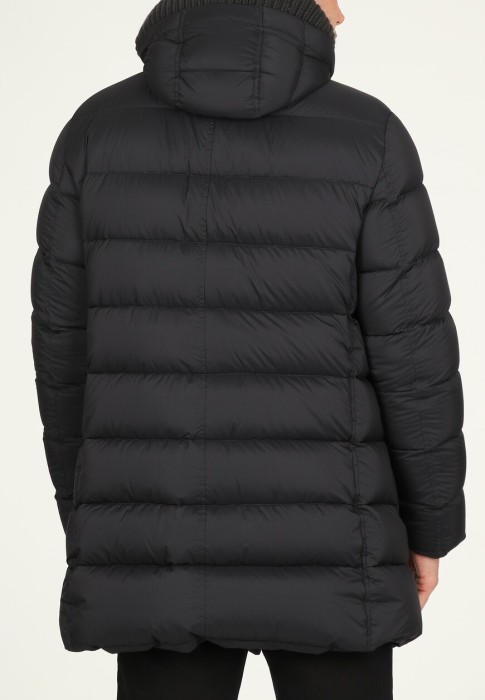 пуховик  из франции вид сбоку