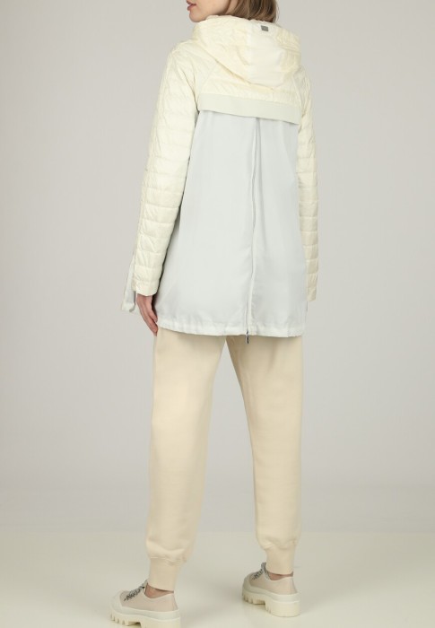 пуховик  из италии вид сбоку