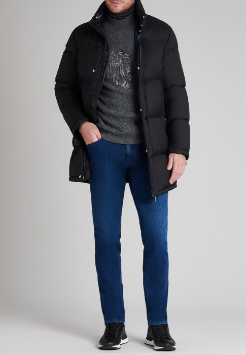 пуховик  от бренда zilli вид слева