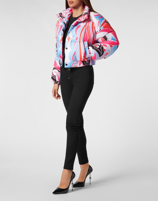 Товар розового цвета с внутренней стороны