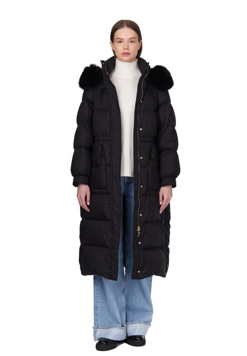 пуховик  по цене 74396 руб вид справа