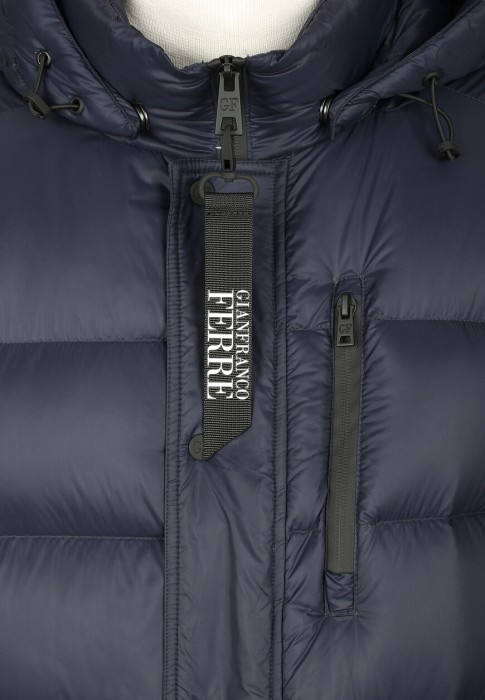 пуховик  из проверенных материалов спереди