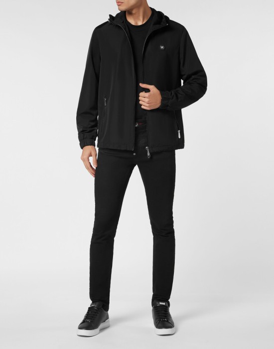 пуховик  по цене 42896 руб вид справа