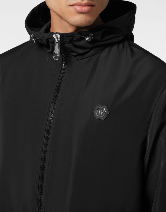 пуховик  из америки вид сбоку