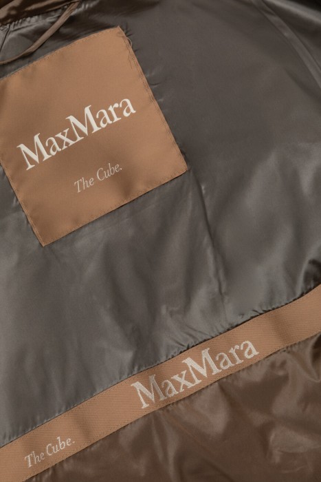 пуховик  на сезон этого года фотография