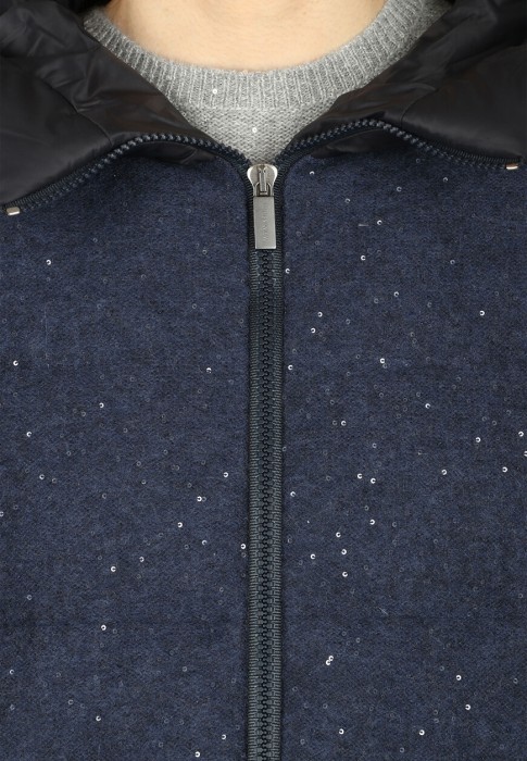 пуховик  универсального стиля с лицевой стороны