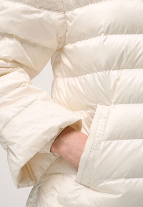 Продукция для женщин фото