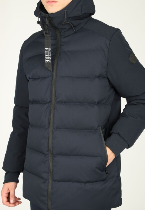 пуховик  из проверенных материалов спереди