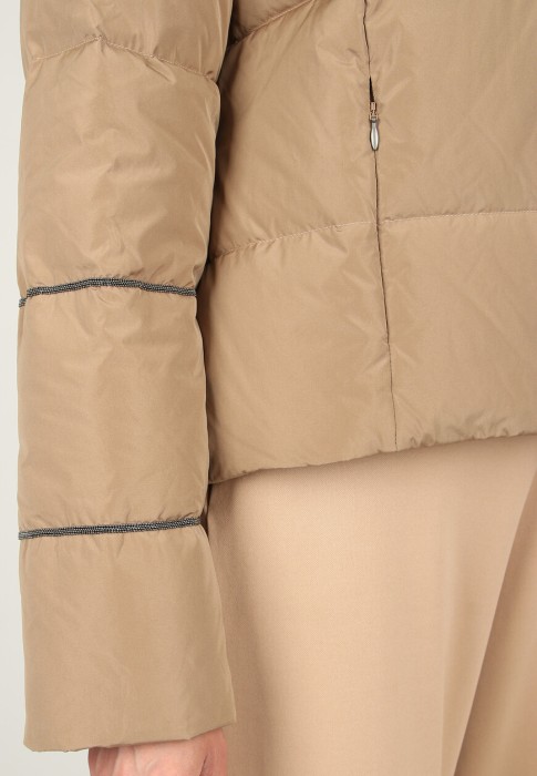 пуховик  из проверенных материалов спереди