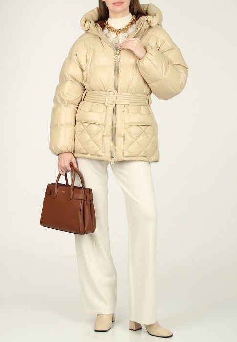 пуховик  по цене 71225 руб вид справа