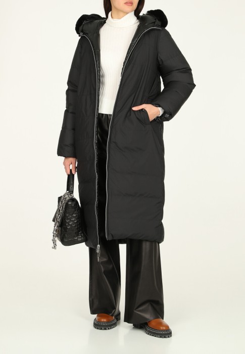 пуховик  по цене 108050 руб вид справа