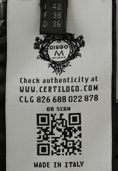 пуховик  на сезон этого года фотография