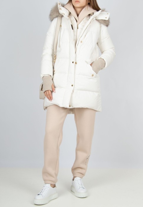 пуховик  из канады вид сбоку