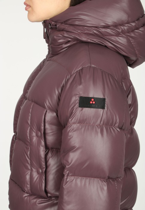 пуховик  универсального стиля с лицевой стороны