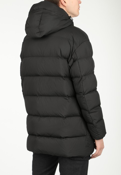 пуховик  из америки вид сбоку