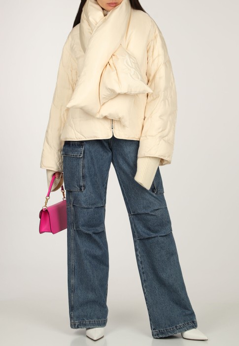 пуховик  по цене 273350 руб вид справа