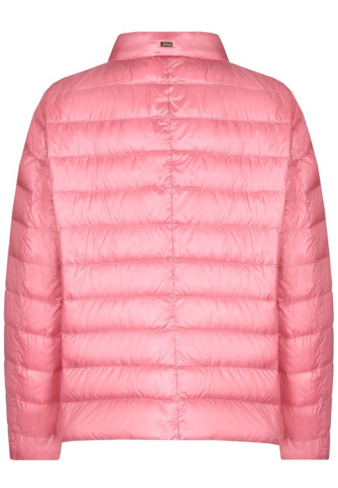 пуховик  по цене 53585 руб вид справа