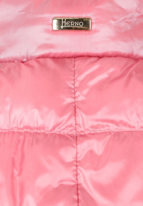 пуховик  для взрослого возраста с изнаночной стороны