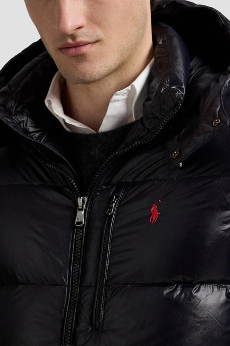 пуховик  из америки вид сбоку