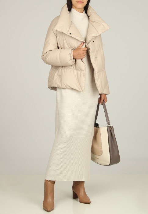 пуховик  от бренда antonelli firenze вид слева