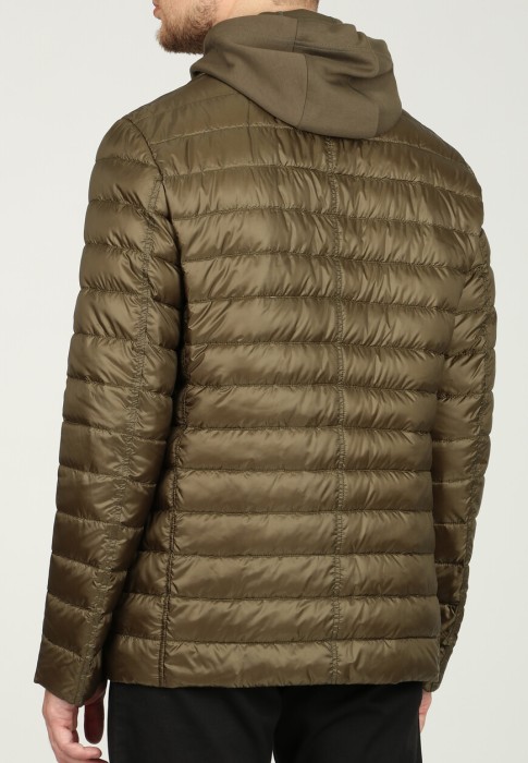 пуховик  из франции вид сбоку