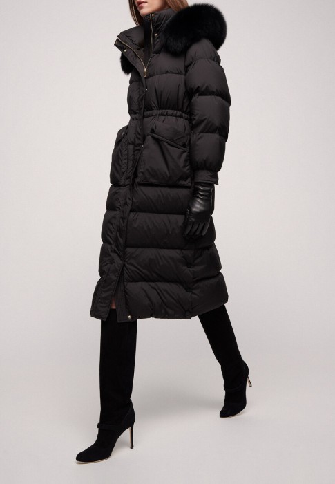 пуховик  из италии вид сбоку