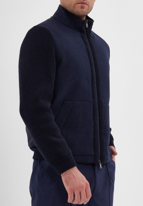 Товар с артикулом 90LM672820130 G вид сзади