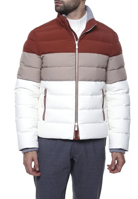 пуховик  из италии вид сбоку