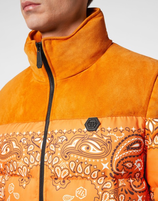 пуховик  из америки вид сбоку