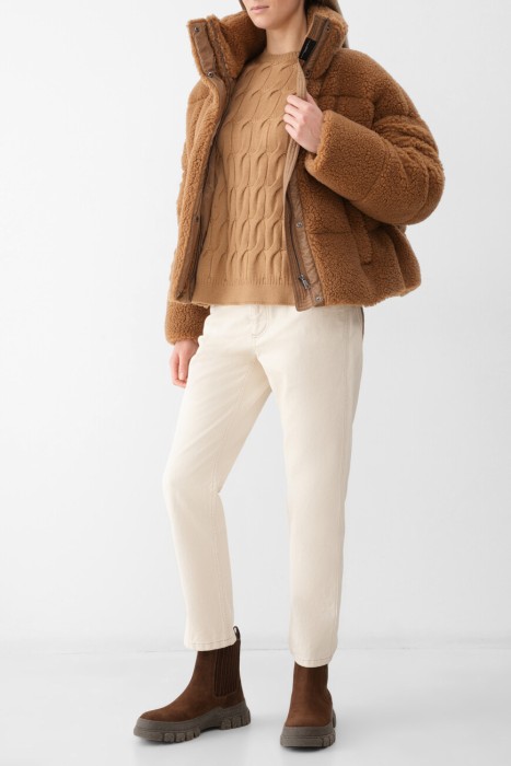 пуховик  из шерсти спереди