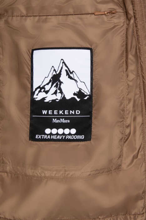 пуховик  на сезон этого года фотография