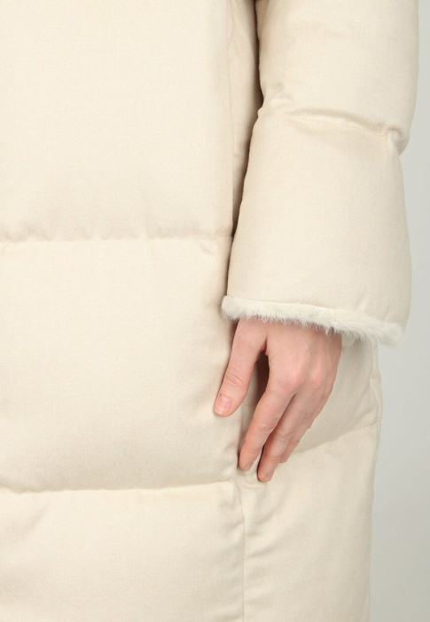 пуховик  из проверенных материалов спереди