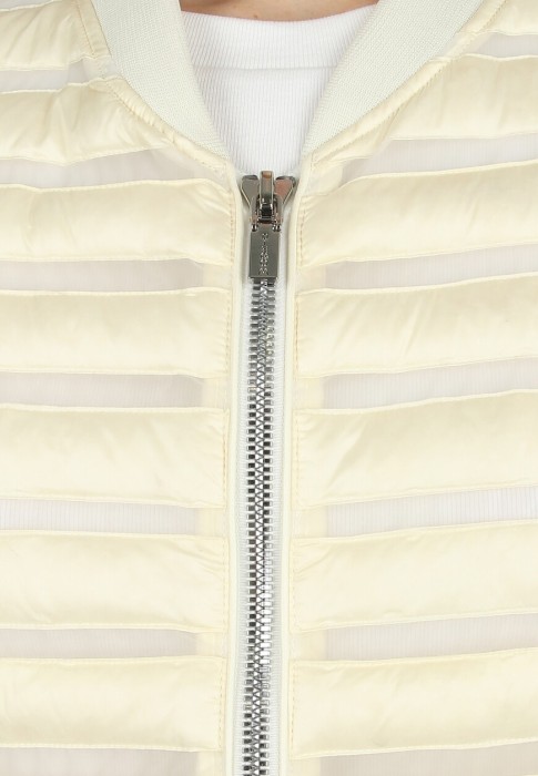 пуховик  из проверенных материалов спереди