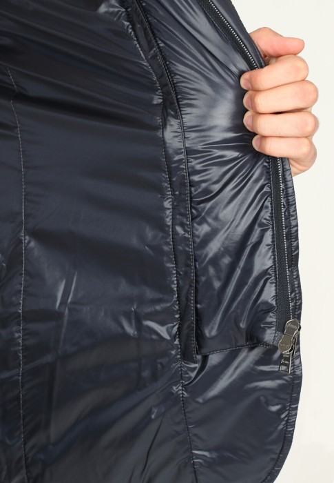 пуховик  универсального стиля с лицевой стороны