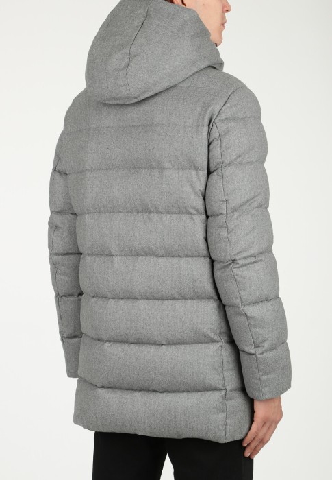 пуховик  из дании вид сбоку