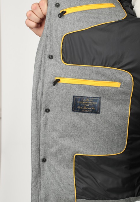 пуховик  универсального стиля с лицевой стороны