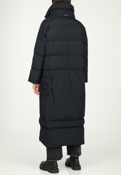 Товар синего цвета с внутренней стороны