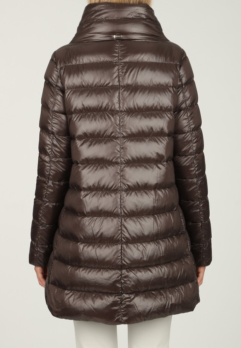 пуховик  из франции вид сбоку