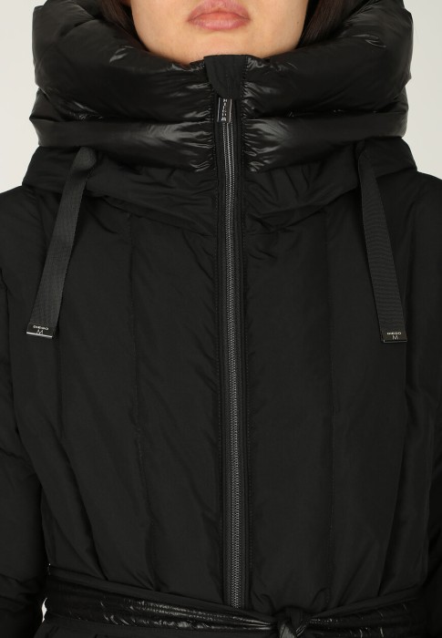 пуховик  универсального стиля с лицевой стороны