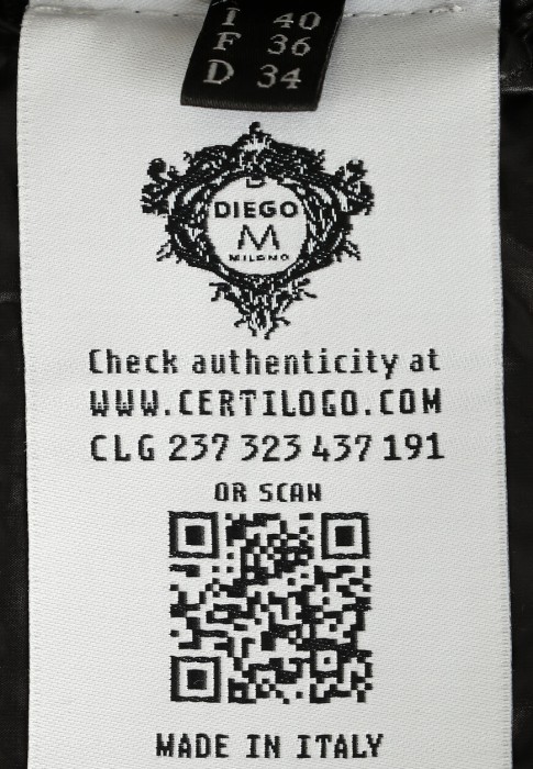 пуховик  на сезон этого года фотография